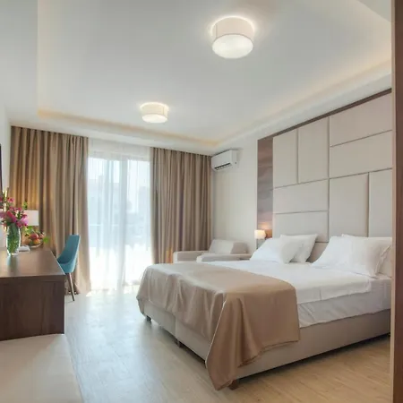 Hotel Twelve By Aycon