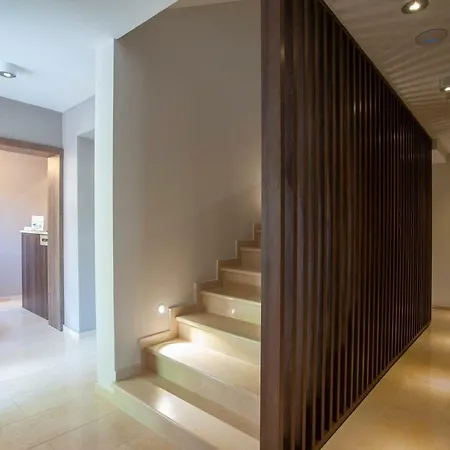 Hotel Twelve By Aycon
